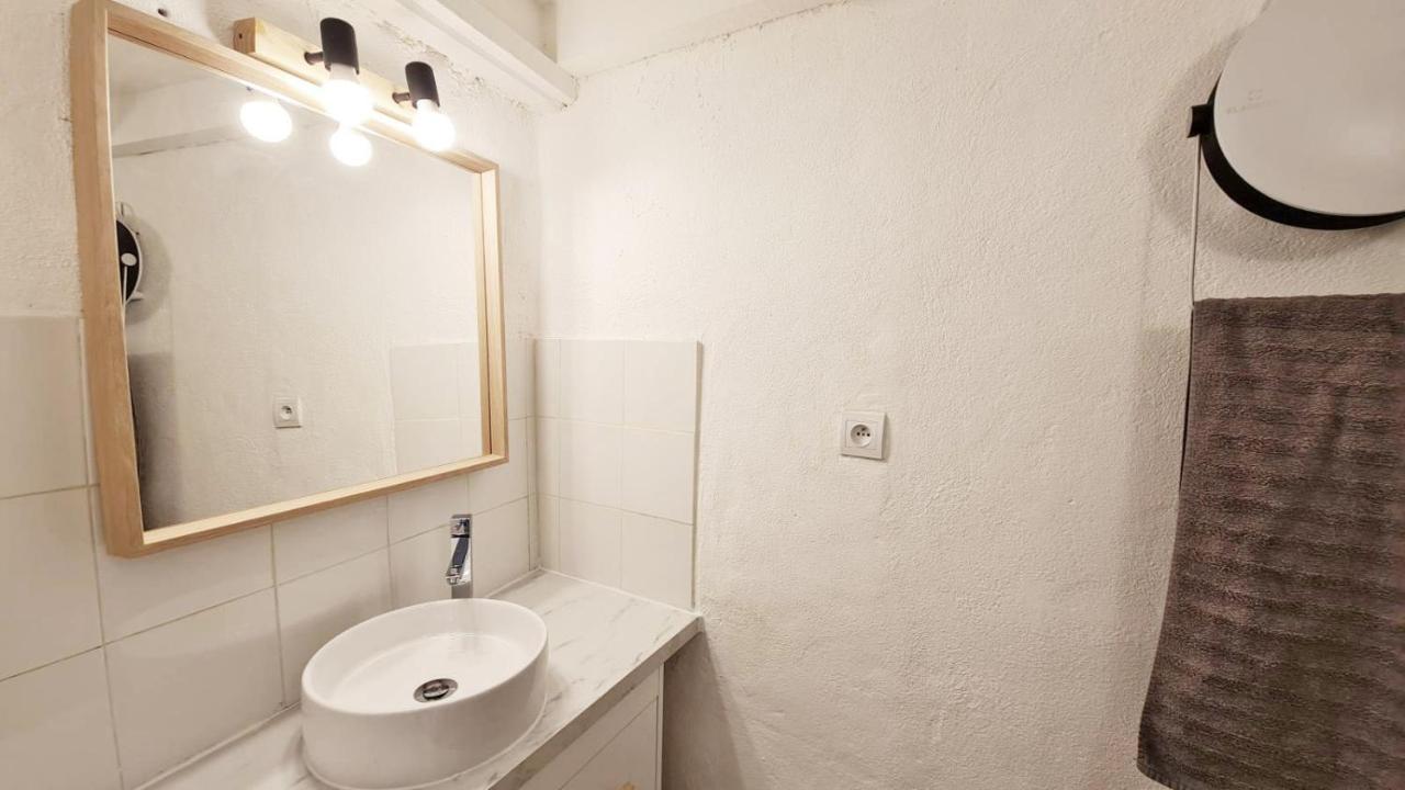Gregbnb - T2 Climatise Mezzanine - Atypique - Centre Ancien Toulon Exterior foto